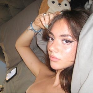 Meet your Posher, Eva